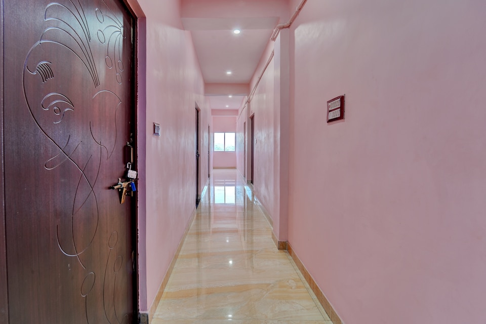 Hotel O MADHURI BANQUET HALL & HOTEL, Chas Area Bokaro, Bokaro