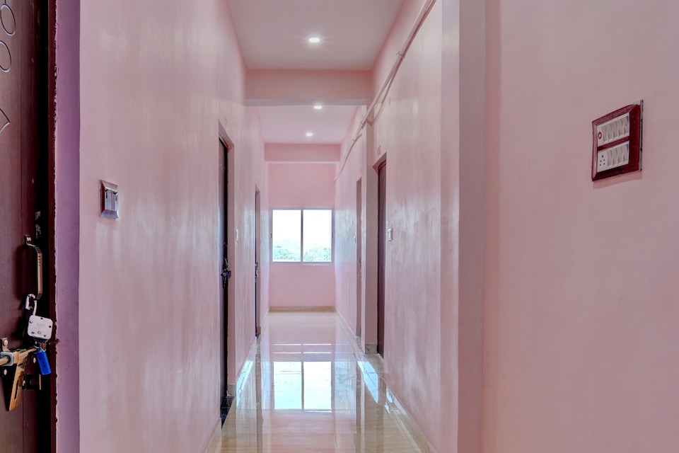 Hotel O MADHURI BANQUET HALL & HOTEL, Chas Area Bokaro, Bokaro
