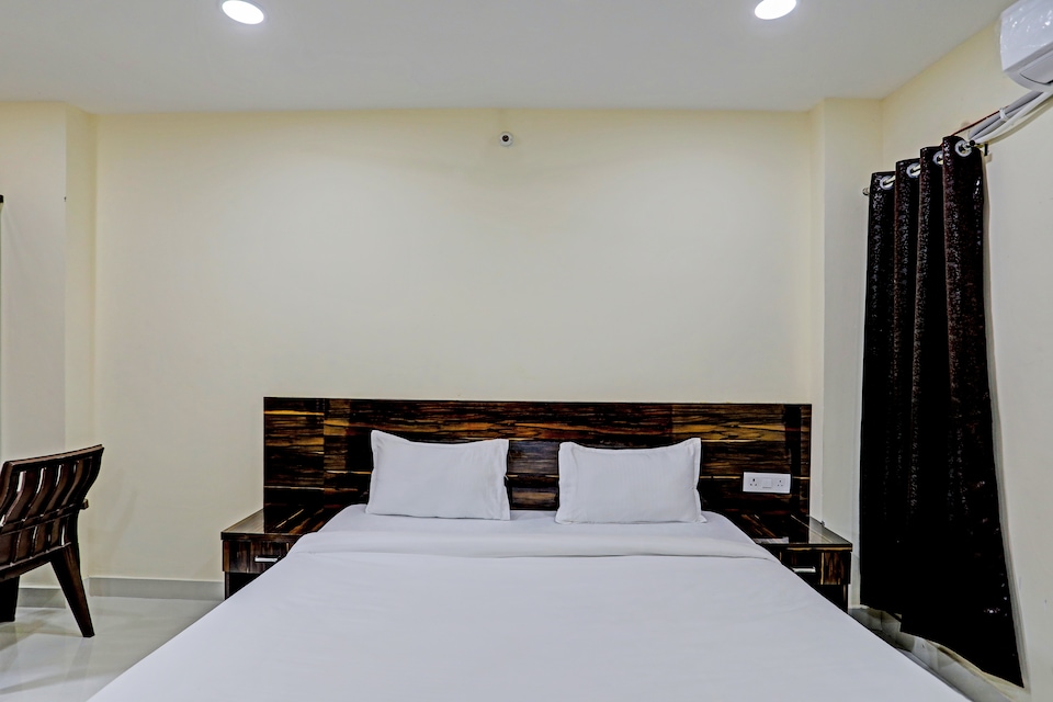 Hotel O Regal Edge, MP Nagar Bhopal, Bhopal