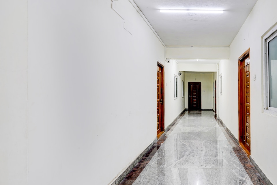 Super Collection O Sathyabama University Sithalapakkam Formerly Srinivasa Residency, OMR Chennai, Chennai