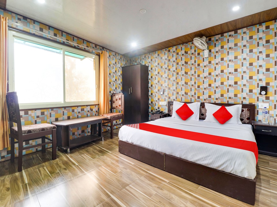 OYO Flagship Hotel The Amar Grand, Picture Palace, मसूरी