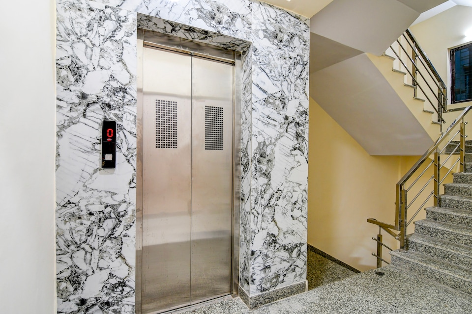 Hotel O Himgiri Guest House., Rajarhat Kolkata, Kolkata