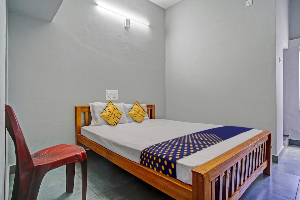Hotel O Flagship Ocean Stay, Aluva Kalamassery Kochi, Kochi