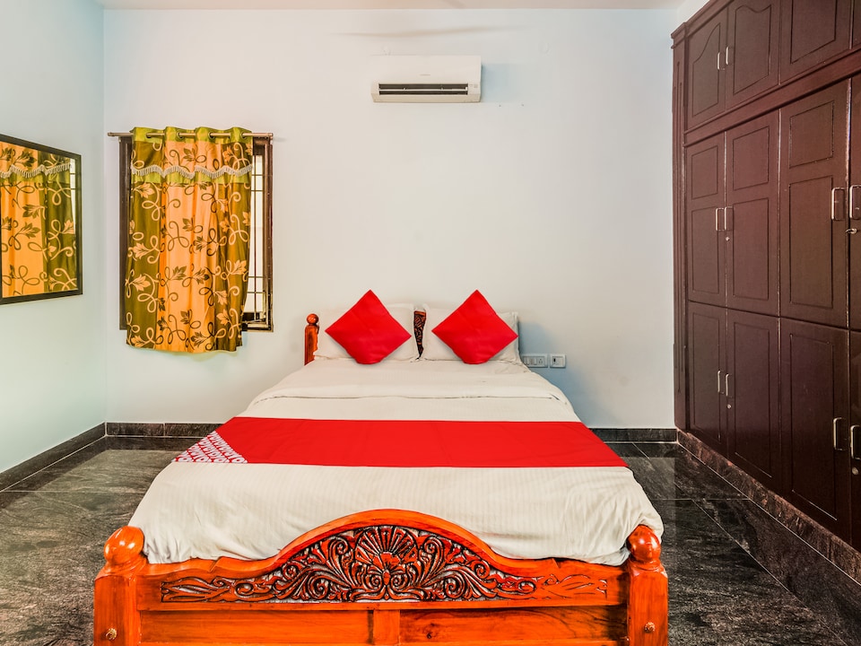OYO Flagship Chendur Castle , Velachery, Chennai
