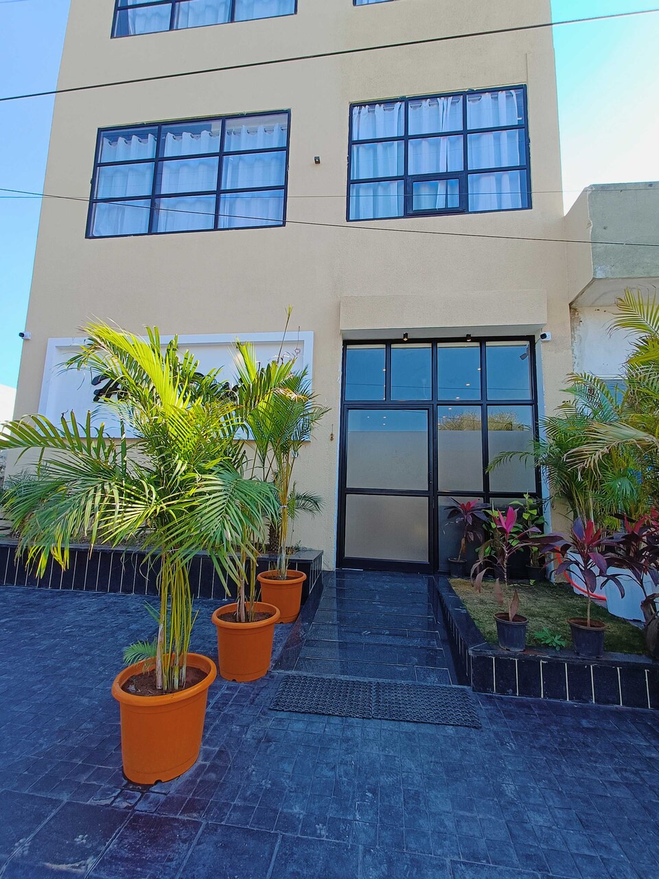 Live on IND916, Vijay Nagar Indore, Indore