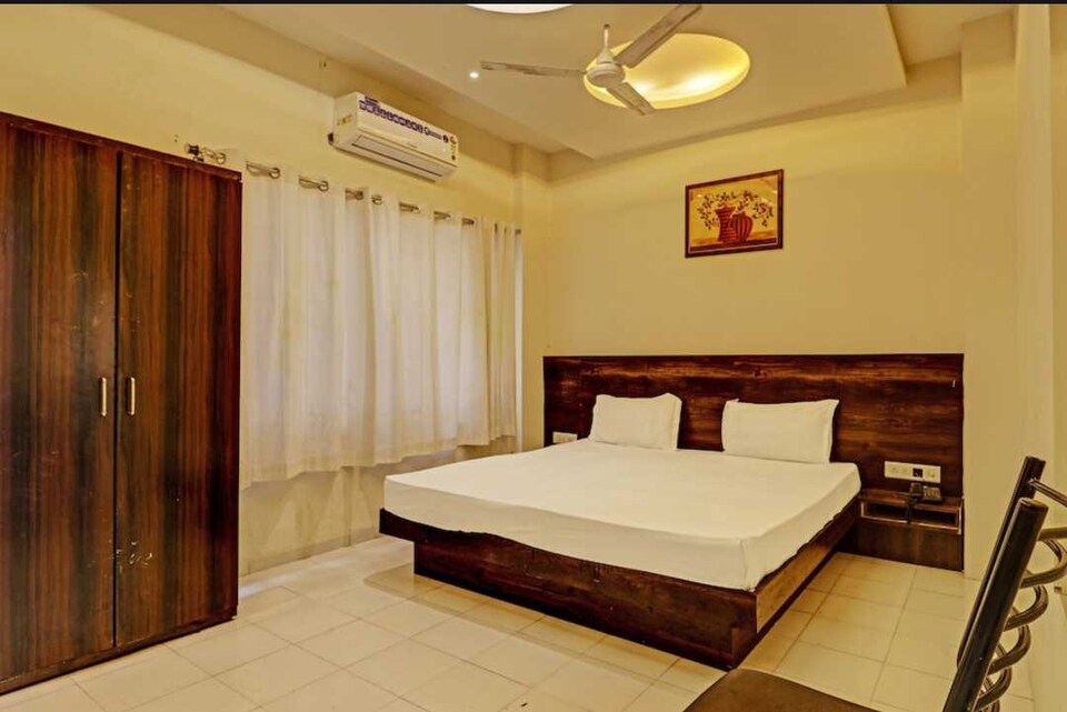 Live on IND916, Vijay Nagar Indore, Indore