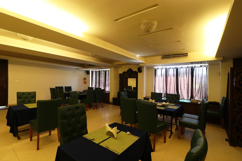 OYO 1723 Hotel Lord's, Dehradun ISBT, Dehradun
