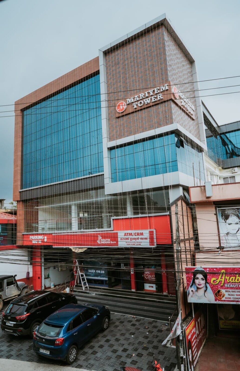 POP 81700C Mariyem Tower, Vytilla Kochi, कोच्चि