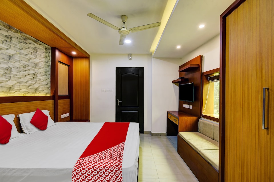 OYO Flagship First Guest House, Guruvayur, Guruvayur