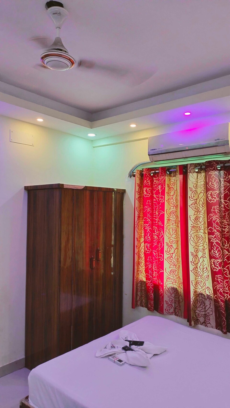 Live on KOL2765 , Rajarhat Kolkata, Kolkata