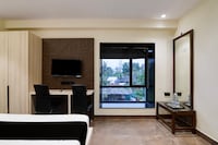 Super Townhouse Newtown DLF