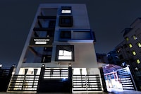 Super Townhouse New Town Near DLF