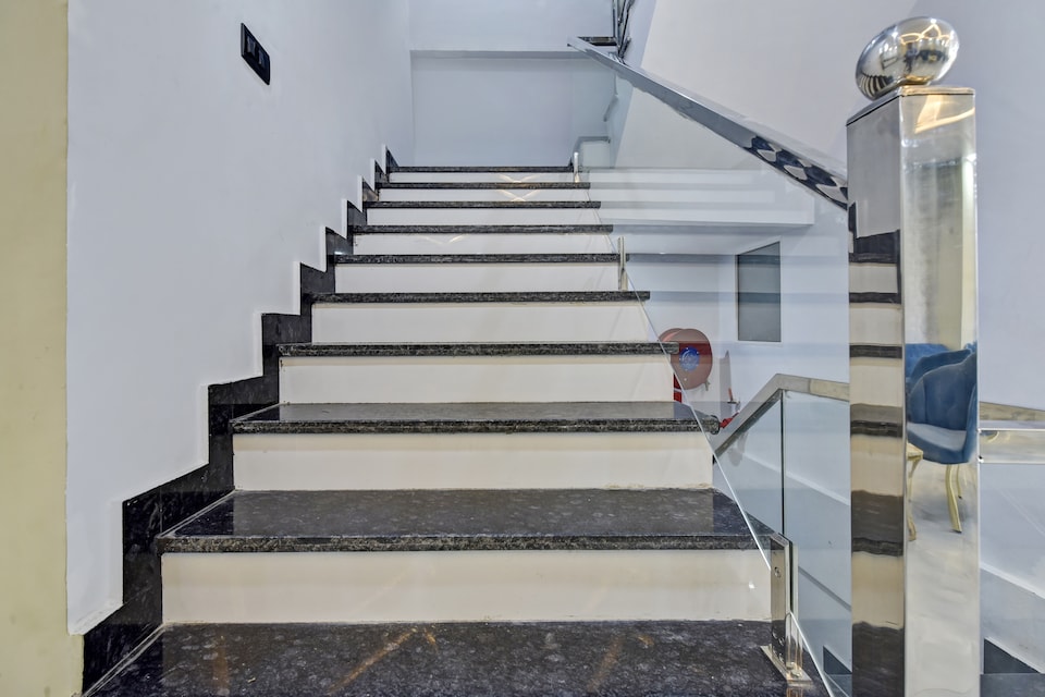 Hotel O Priyaj, Jaipur Airport, Jaipur