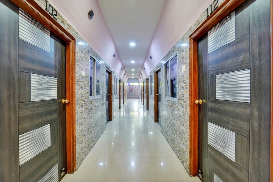 Hotel O Rai Guest House, Bishtupur Jamshedpur, Jamshedpur