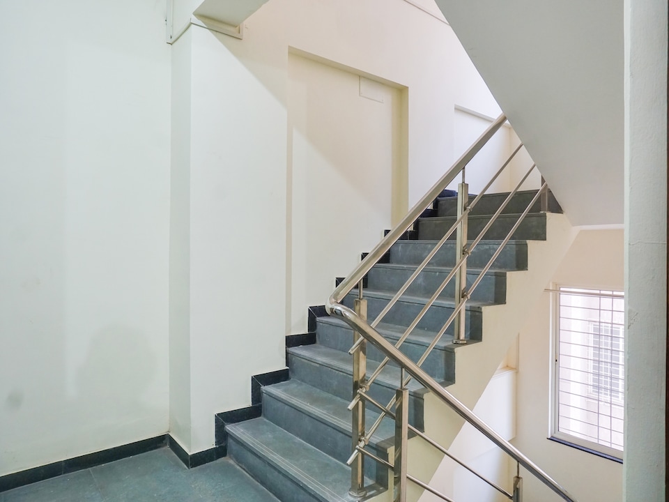 Hotel O stay inn, Baner Pune, Pune