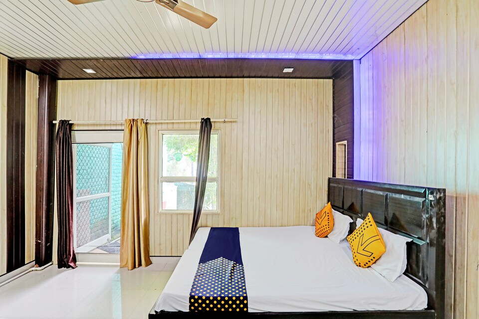 SPOT ON Hotel Red Rose, Bulandshahr, Bulandshahr