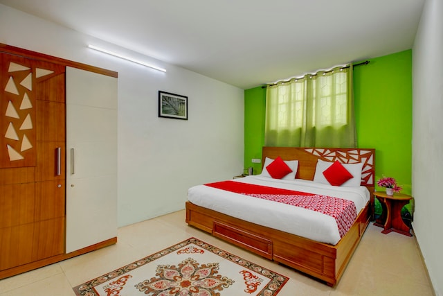 OYO Flagship Hill Bird Heritage Homes