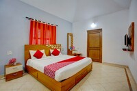 OYO Flagship Hill Bird Heritage Homes