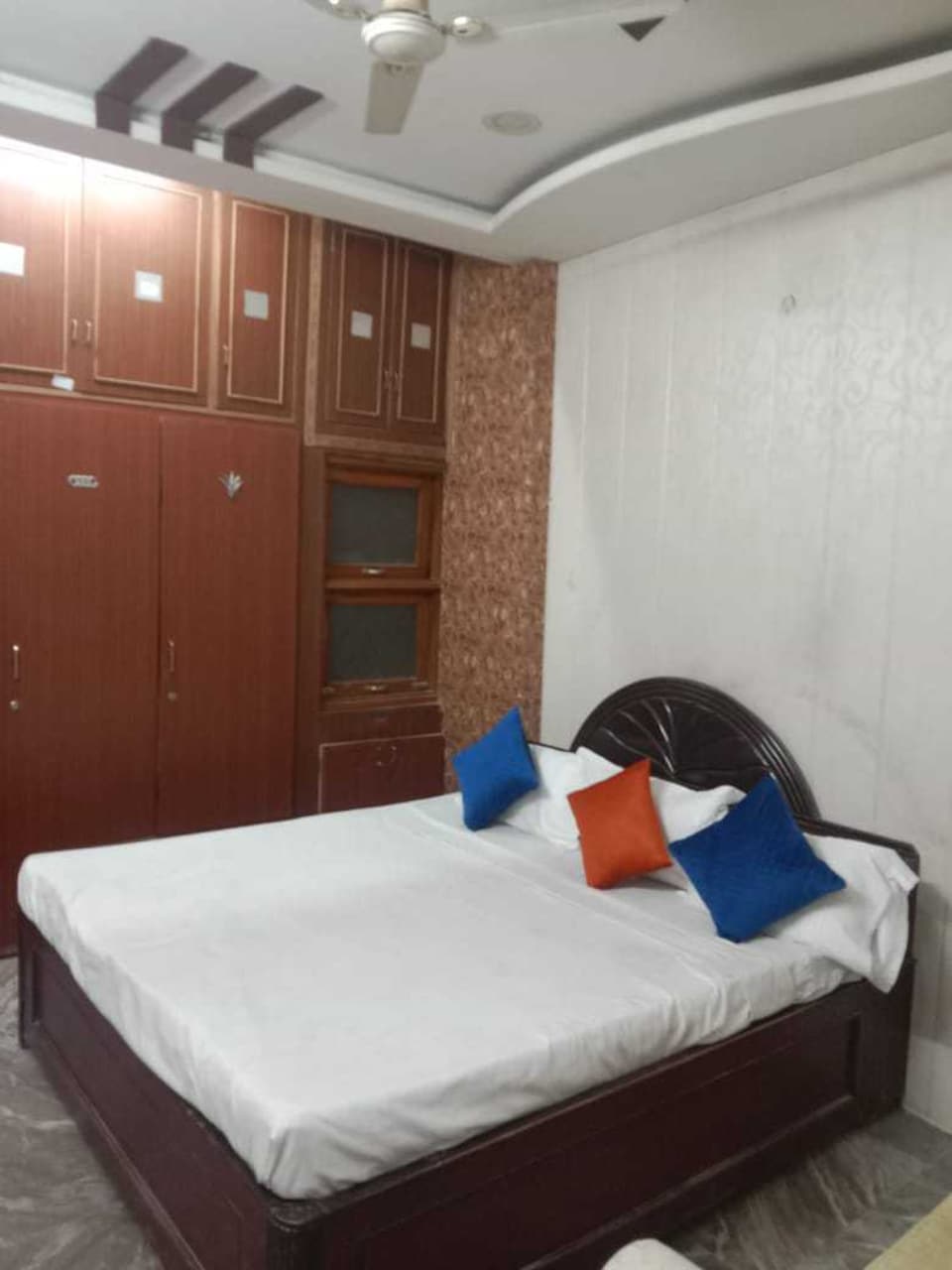 SPOT ON Hotel Rose Valley, Bhawarkua Indore, Indore