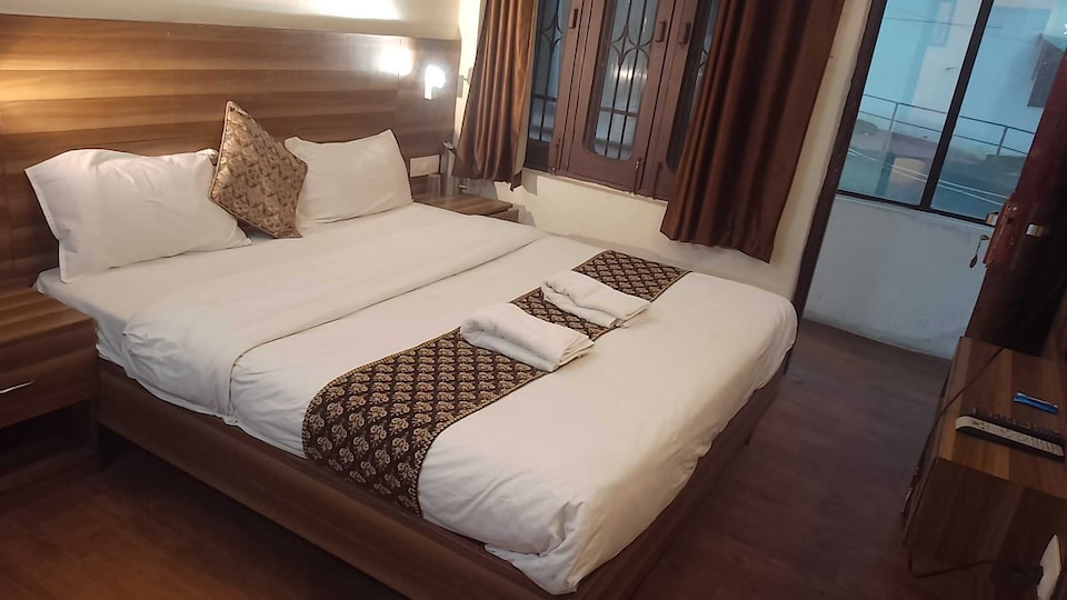 OYO Hotel Vijay Palace Dharamshala , Dharamshala Cluster, Dharamshala