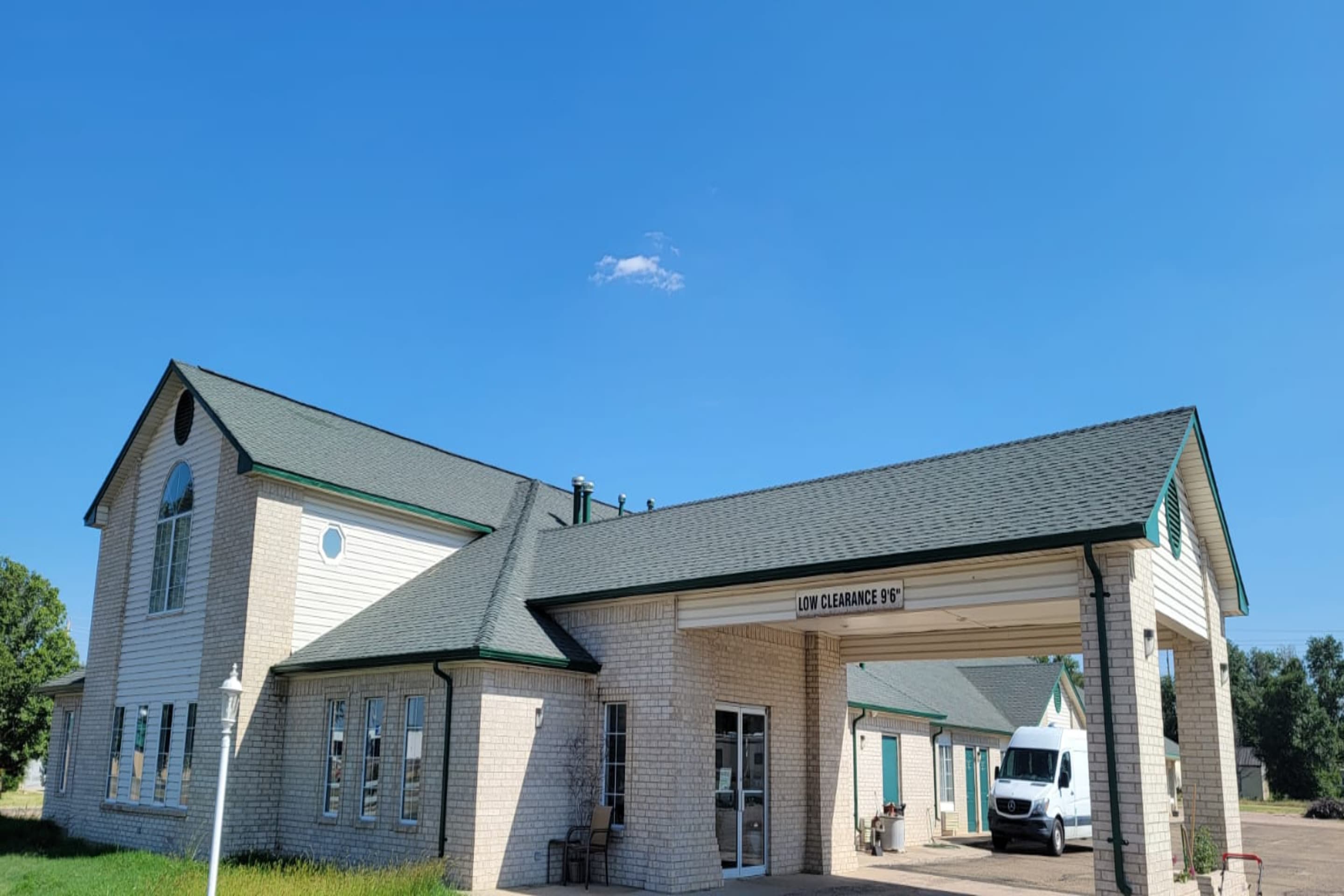 HomeTown Inn By OYO Texhoma, OK, OYO Hotels Texhoma, OK, Book 44 OYO