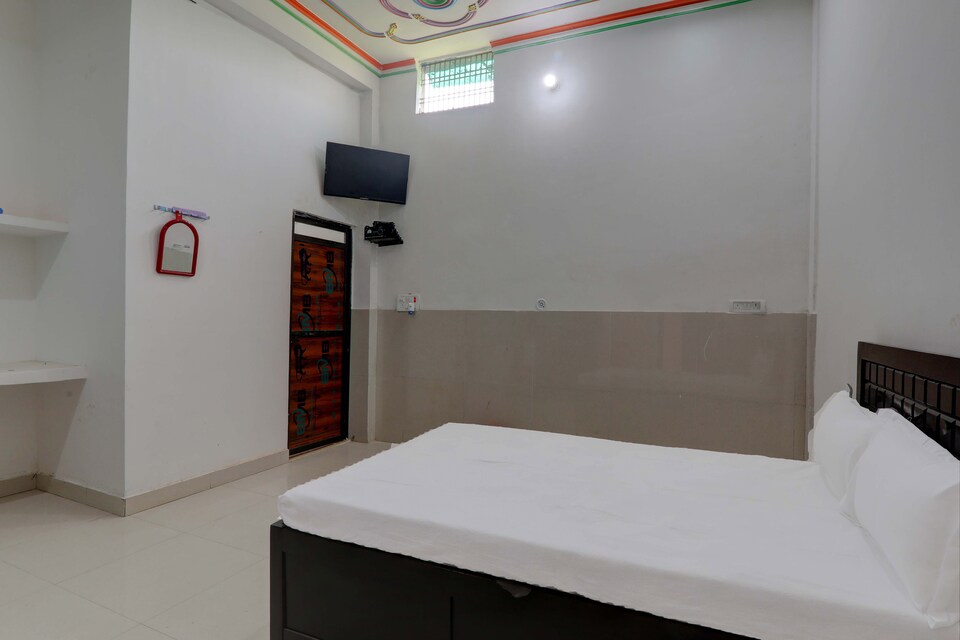 OYO Hotel The Sitara Hotel, Gonda, Gonda