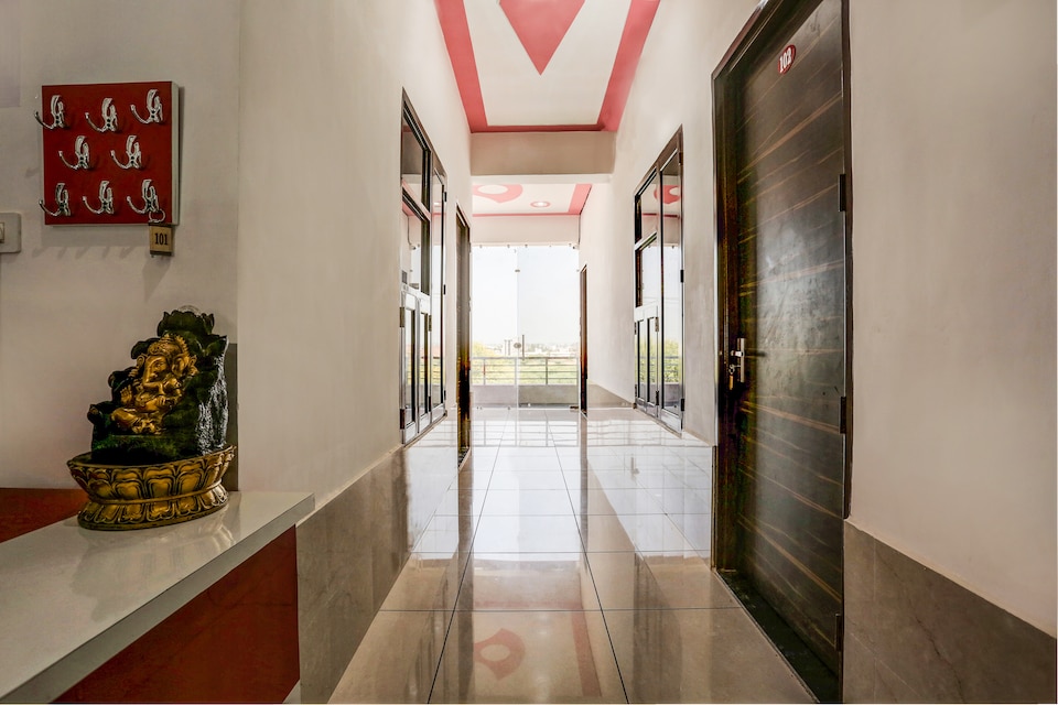 OYO Eat & Stay Hotel And Restaurant , Jind, Jind