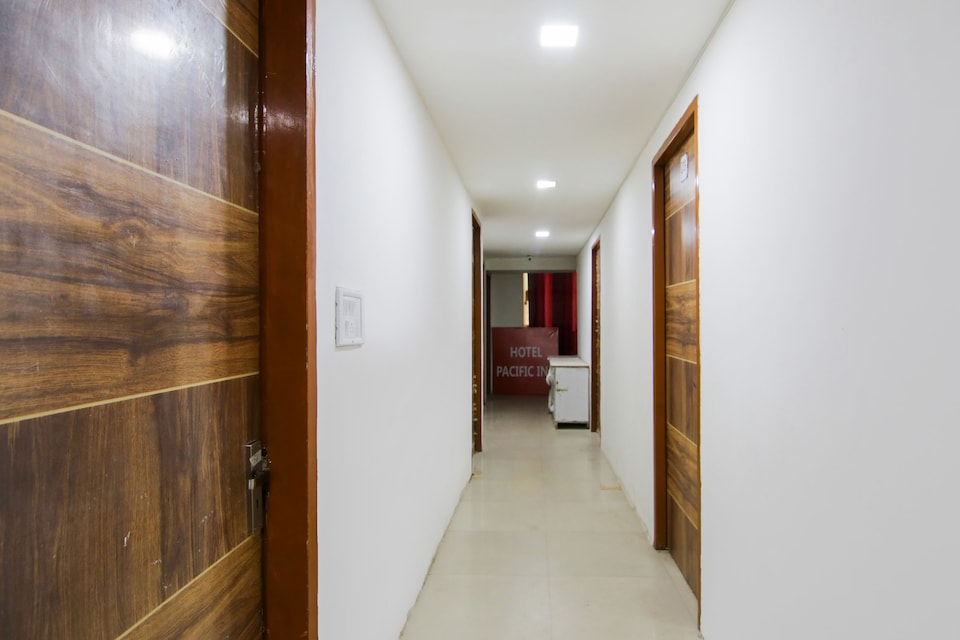Hotel O Silver Key, Rajouri Garden Delhi, Delhi
