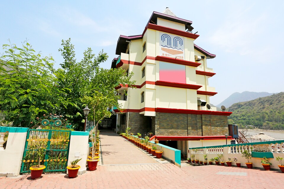 OYO 9098 Hotel Hot Spring, Mashobra-Naldera, Shimla