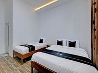 Capital O 92963 Global House Syariah 