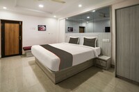 OYO Collection O Avm Castle