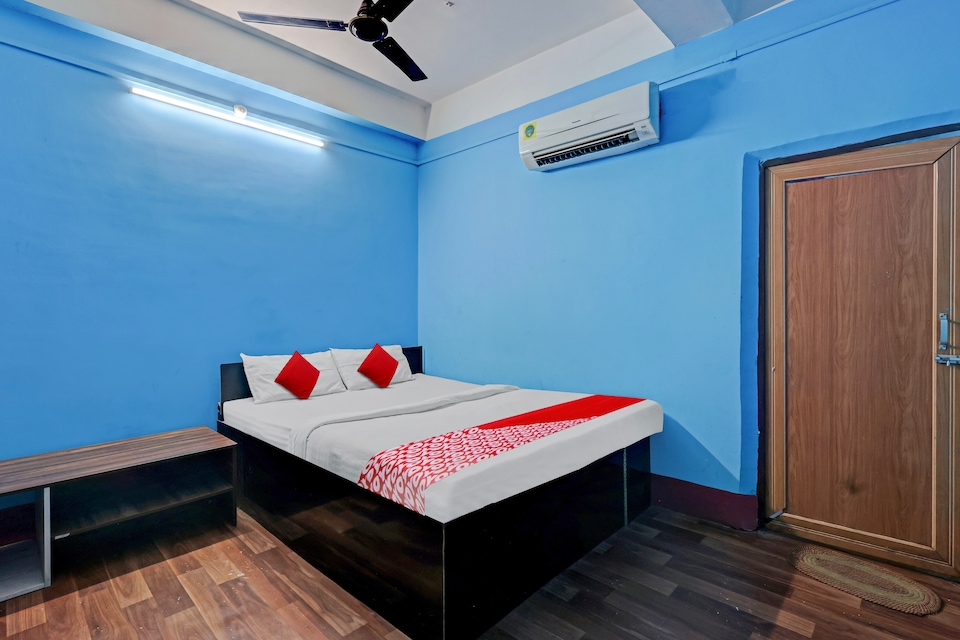 OYO Flagship Singha Guest House, ISBT Guwahati, Guwahati