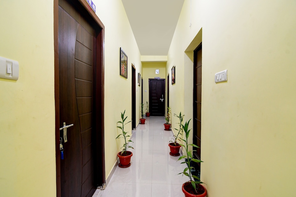Hotel O Sri Balaji Guest House, Khandagiri Bhubaneswar, Bhubaneswar