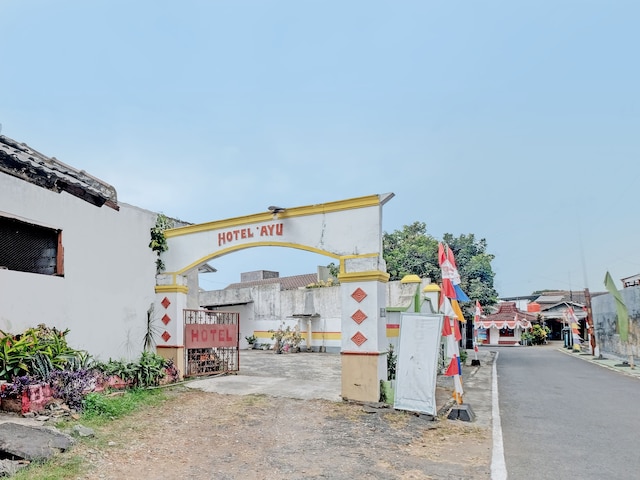 SPOT ON 92983 Hotel Ayu