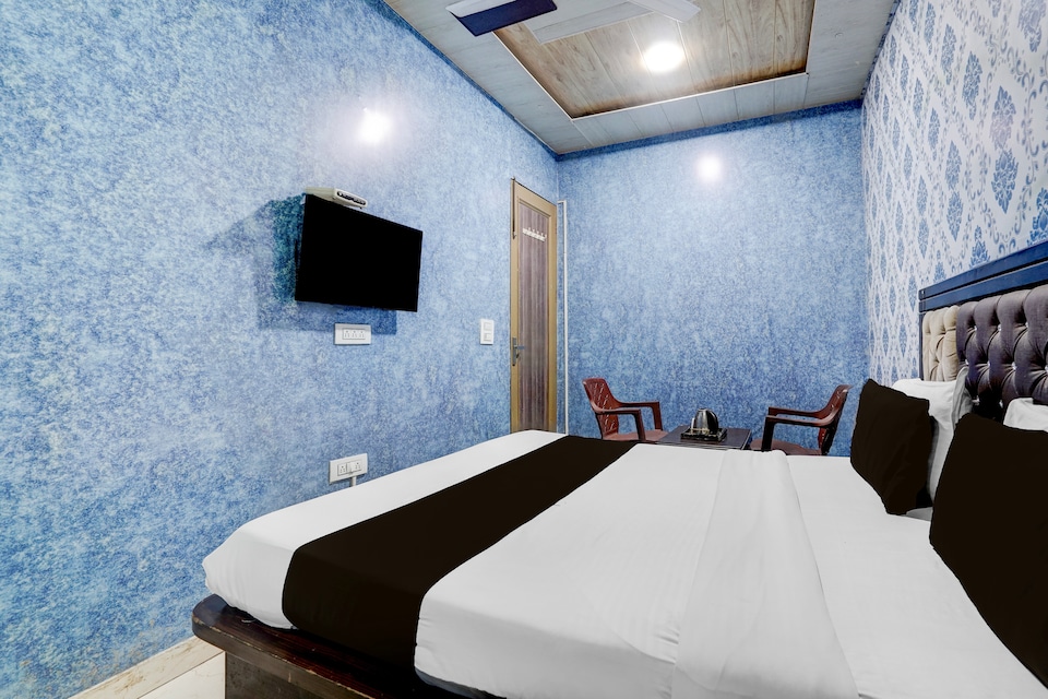 Super Hotel O Zirakpur City Court Complex Formerly The Platinum, Zirakpur, Zirakpur