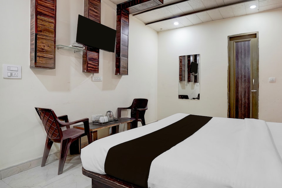 Super Hotel O Zirakpur City Court Complex Formerly The Platinum, Zirakpur, Zirakpur