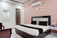 Super Hotel O Zirakpur City Court Complex Formerly The Platinum