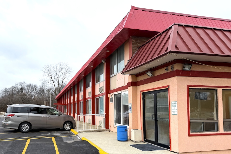 Red Carpet Inn & Suites Lima (Listing Partner), Lima, OH, Lima, OH