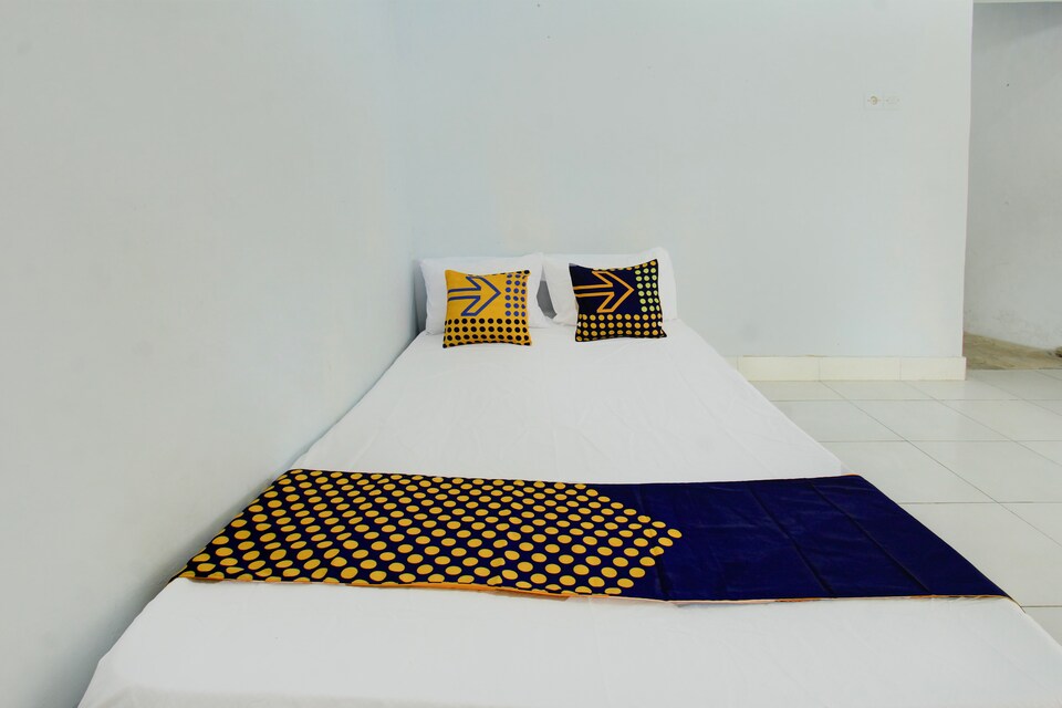 OYO Life 93015 Kos Anto, Tanjung Lombok, Lombok