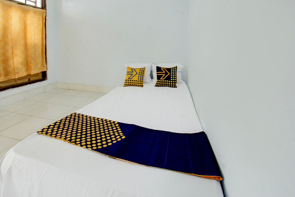 OYO Life 93015 Kos Anto, Tanjung Lombok, Lombok