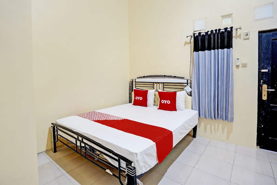 OYO Life  93032 Maju Mapan Homestay Syariah, Lamongan, Lamongan