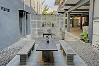 OYO 93040 Calatheya Homestay Syariah