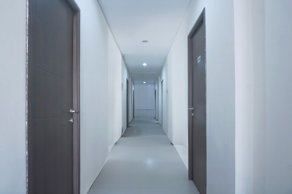 OYO Life 93047 Cozy Lincoln, Karawaci, Tangerang