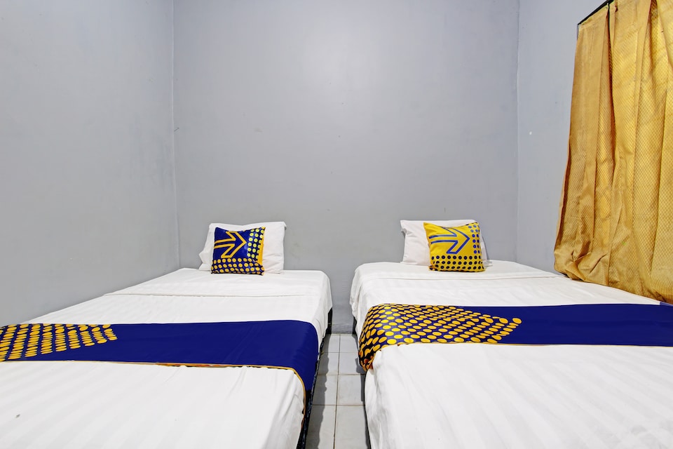 SPOT ON 93049 Iqfood Stonen Kostel, Semarang Kota, Semarang