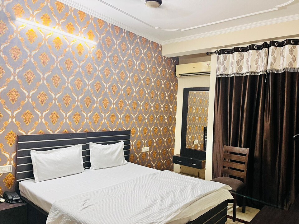 POP 81759J Hotel Omkar (mehar Group Of Hotel's), Jaipur Airport, Jaipur