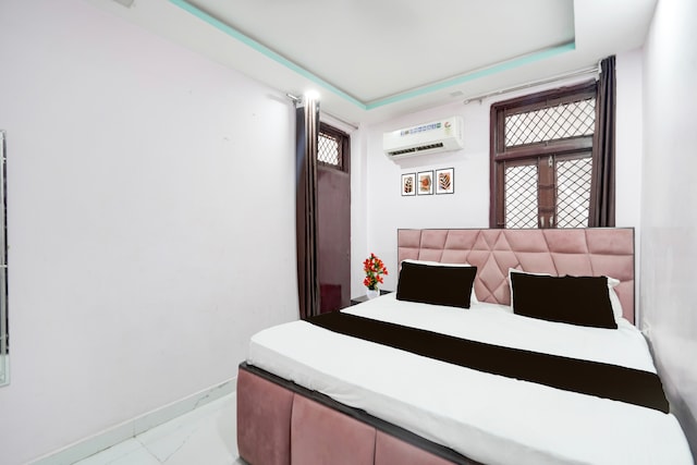 SPOT ON New Shukla Hotel