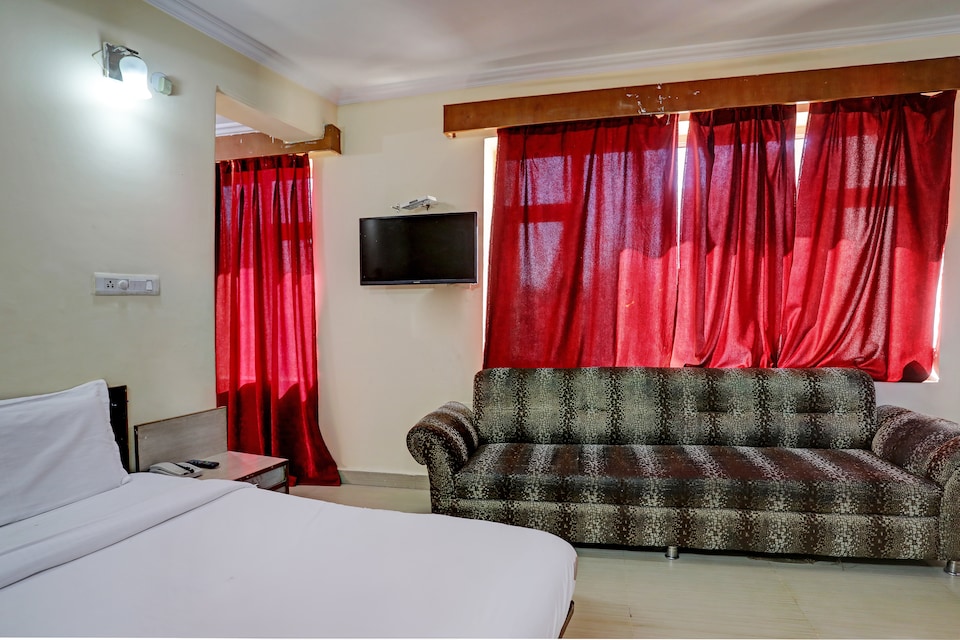 OYO Hotel India Pride, Katra cluster, Katra