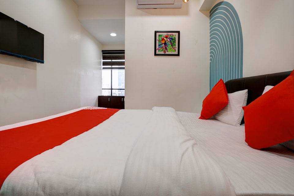 Hotel O Krishna Inn, Chandkheda Ahmedabad, Ahmedabad
