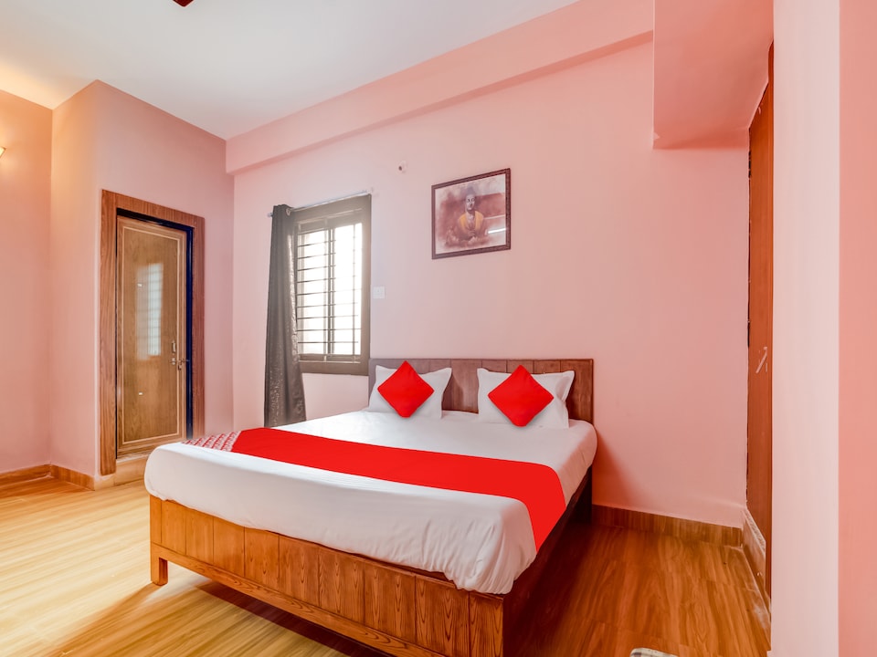 Hotel O Crown Square, MP Nagar Bhopal, Bhopal