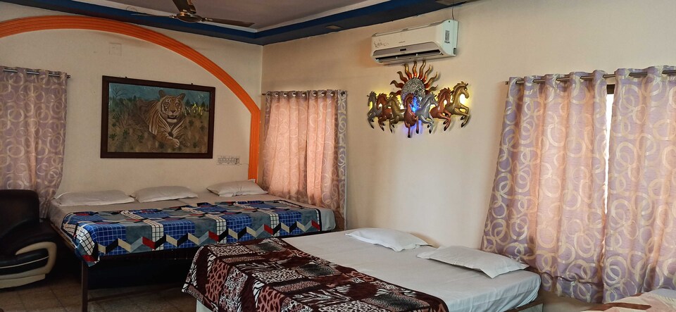 POP 81767B Juneja Pg House, Mount Abu, Mount-Abu